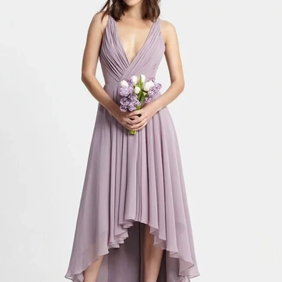 Gown - Picture 1 of 5